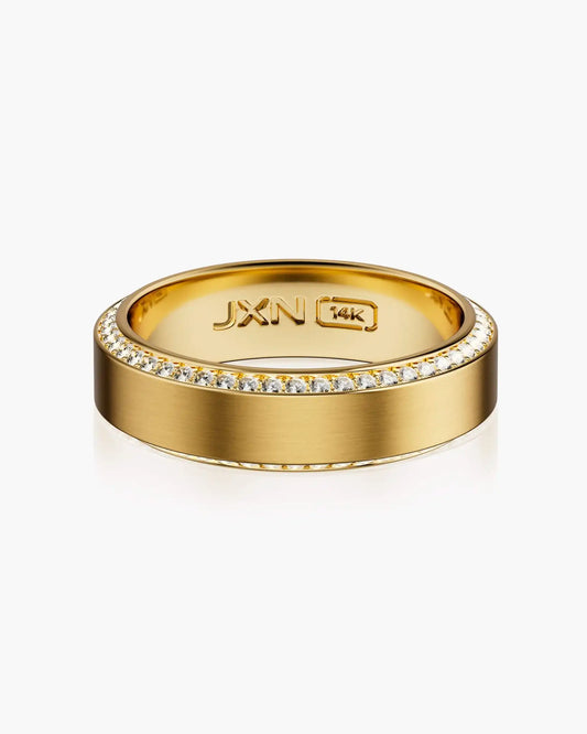 Beveled Pavé Diamond Band 6mm